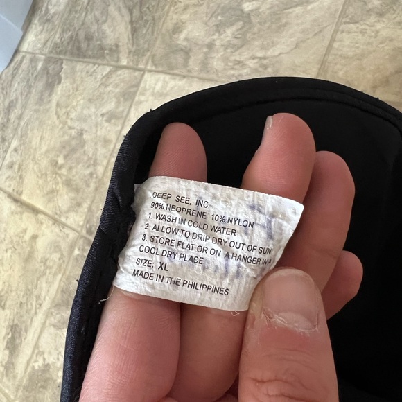 Deep See Scuba Hood (XL) - Picture 3 of 4